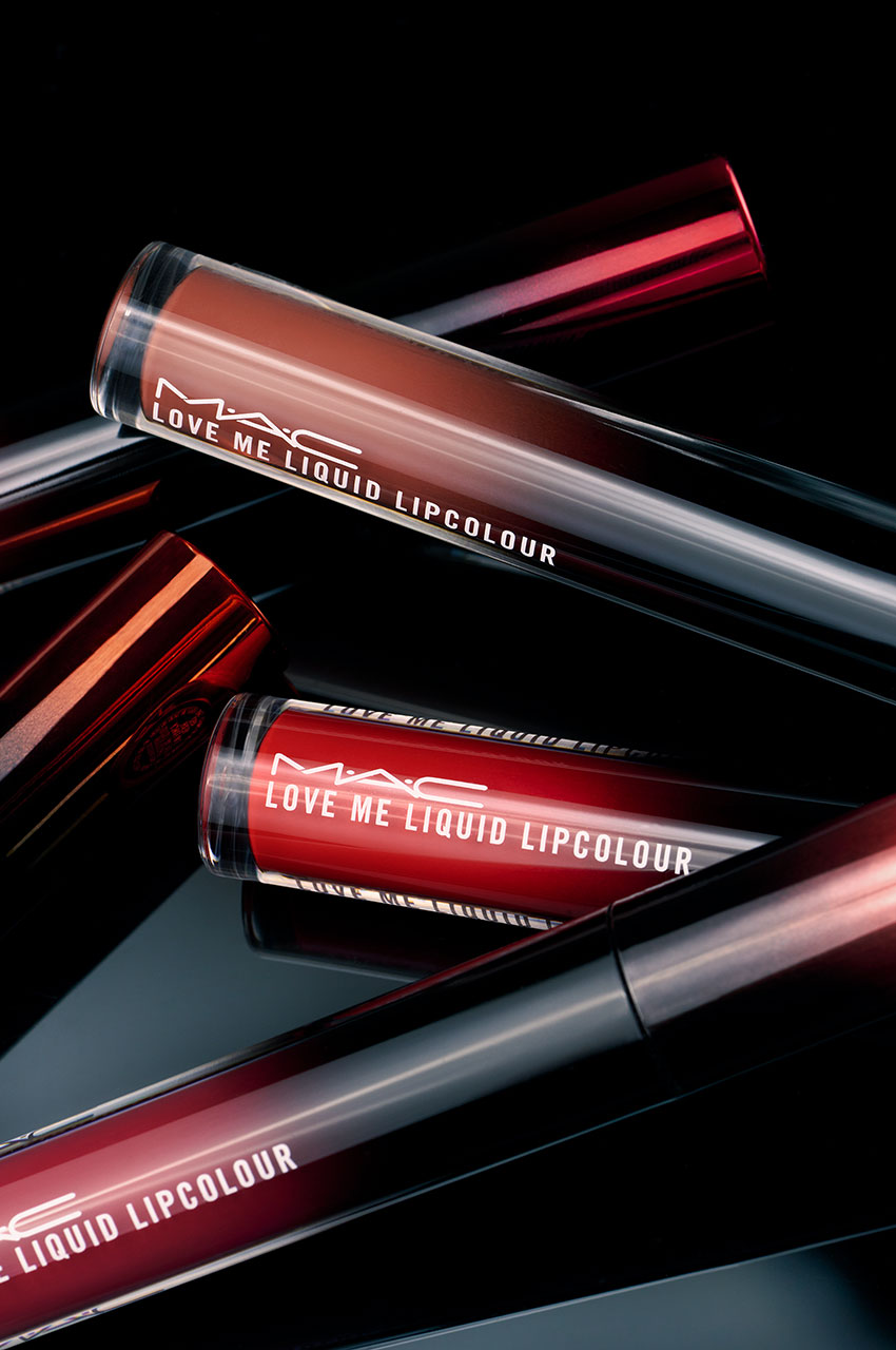 MAC Cosmetics Love Me Liquid Lipcolour - Produktfoto: Mona Strieder